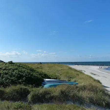 In Ostseebad Ahrenshoop * Wustrow (Fischland)